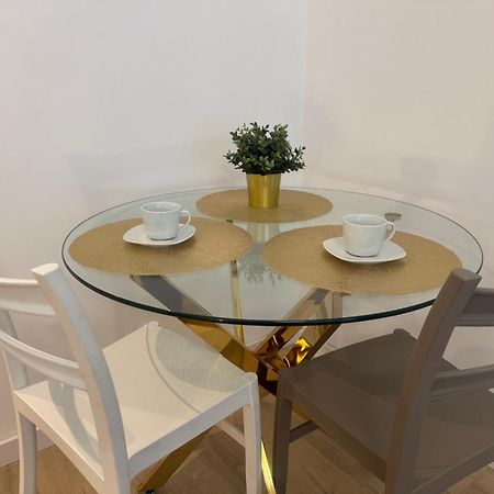 Apartament Przy Placu Wolnosci Poznań Kültér fotó